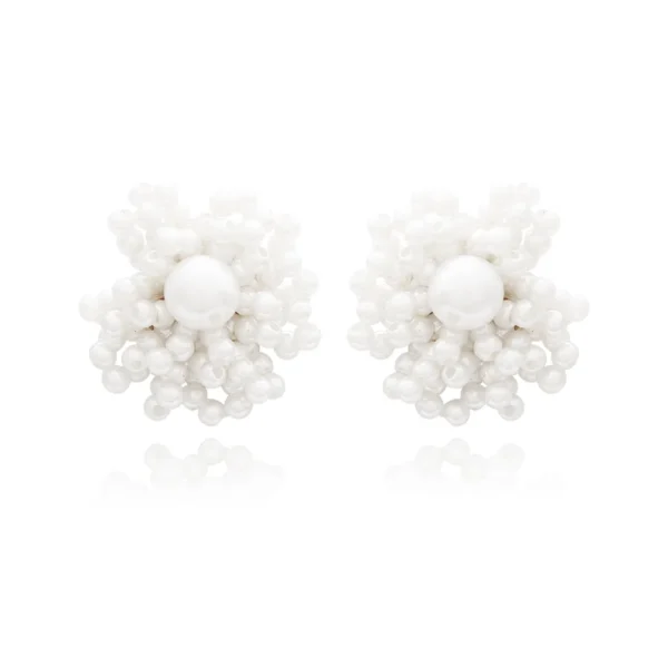 Brinco Médio Flor com Pérolas Folheado a Ouro - Image 2